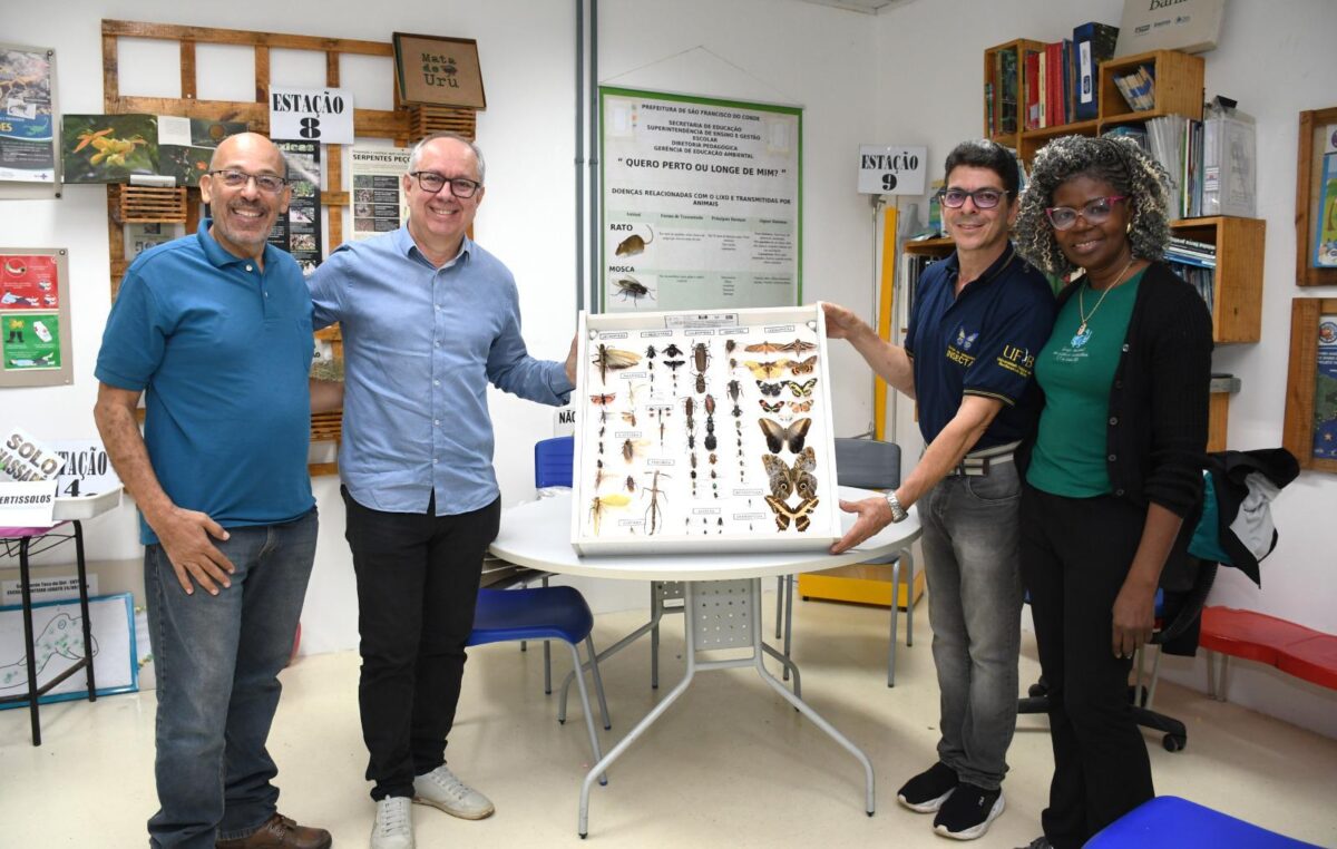 Prefeitura de São Francisco do Conde recebe doação de coleção de insetos para a Sala Verde