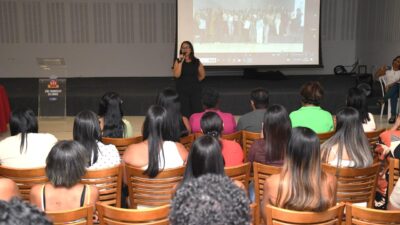 Curso de Capacitação para Secretários Escolares é encerrado com entrega de certificados